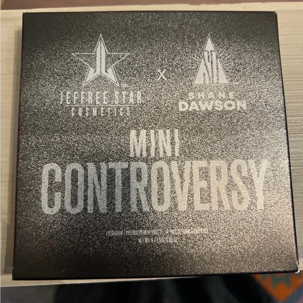 Jeffree Star x Shane Dawson Mini Controversy Palette